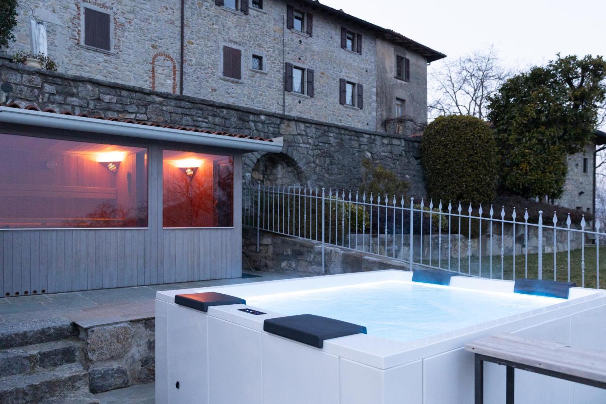 Bed and Breakfast Ca' Baetti L'Antico Borgo Roncola Exterior foto
