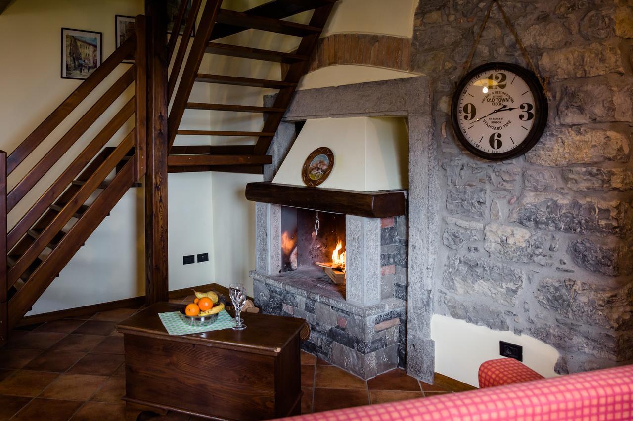 Bed and Breakfast Ca' Baetti L'Antico Borgo Roncola Exterior foto