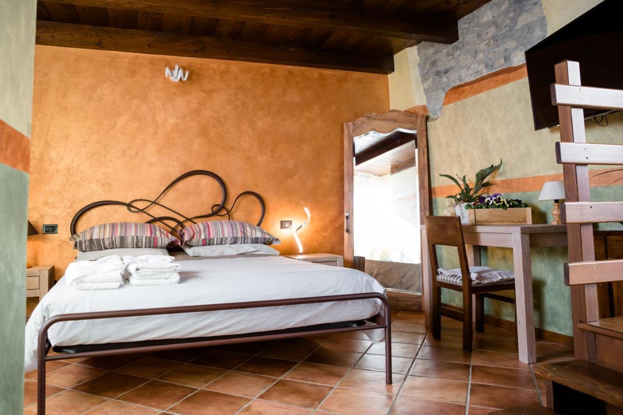 Bed and Breakfast Ca' Baetti L'Antico Borgo Roncola Exterior foto